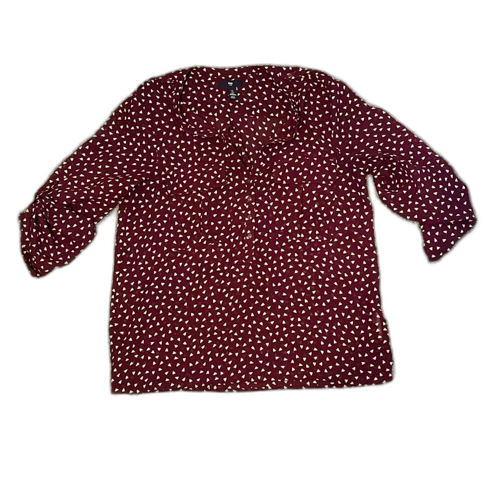 Women’s Gap Burgundy Blouse with Heart Decals Size Small